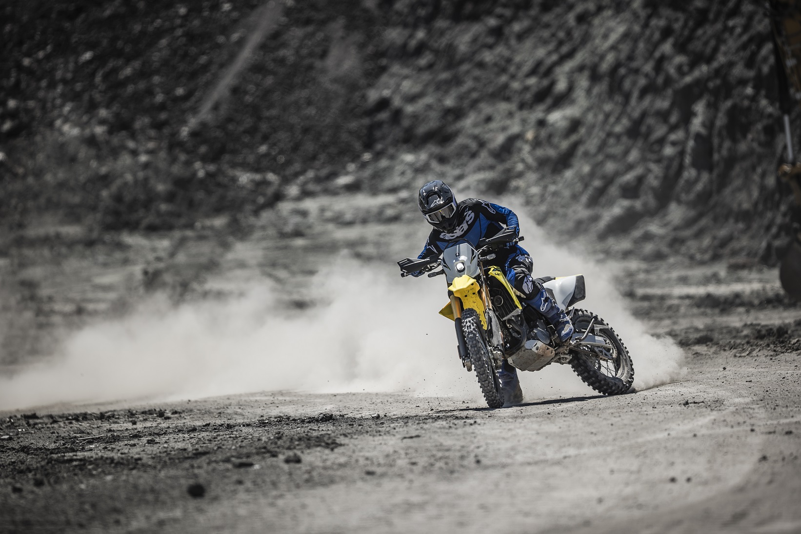 FINALMENTE DISPONIBILI LE NUOVE SUZUKI DR-Z!